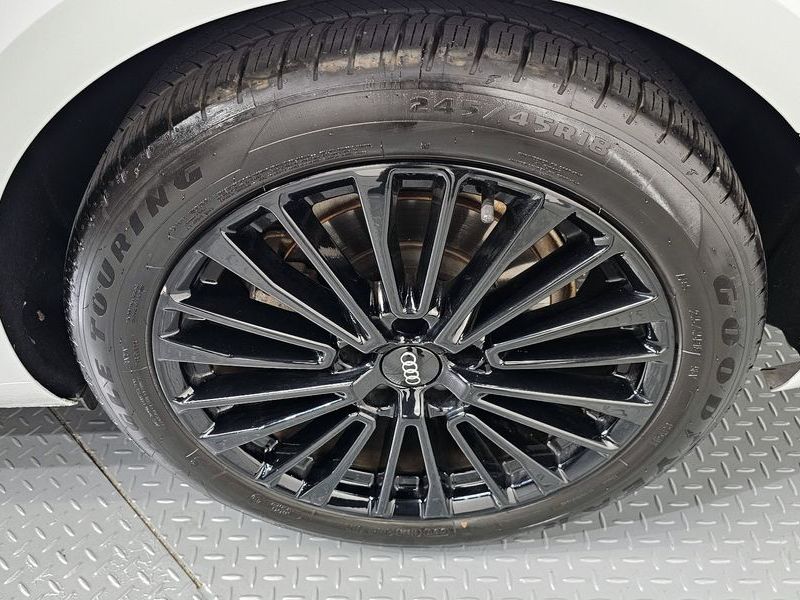 2019 Audi A4 40 TFSI photo 21