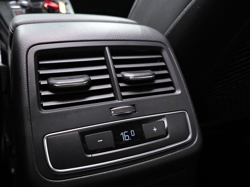 2019 Audi A4 40 TFSI photo 27