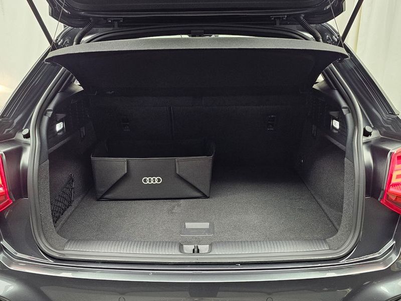 2023 Audi Q2 35 TDI Premium photo 20