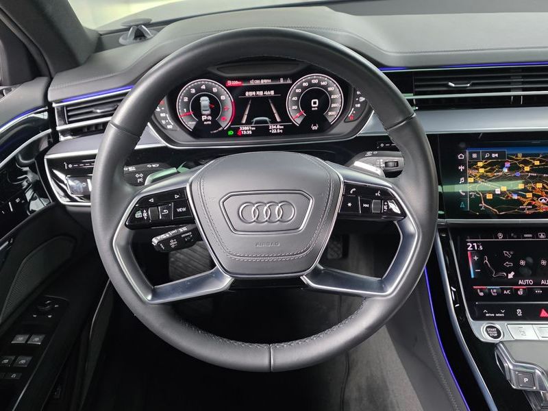 2021 Audi A8 55 TFSI Quattro LWB photo 14