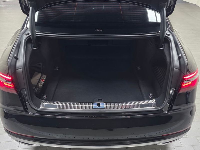 2021 Audi A8 55 TFSI Quattro LWB photo 19