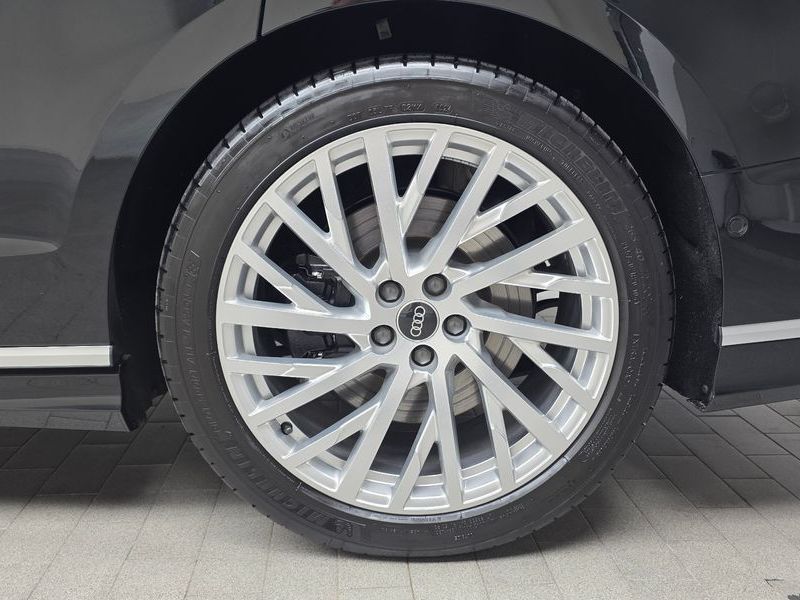 2021 Audi A8 55 TFSI Quattro LWB photo 21