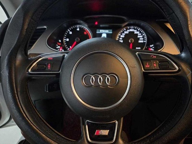 2015 Audi A4 35 TDI Quattro Dynamic B8 photo 9