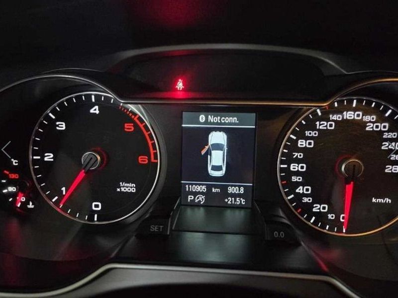 2015 Audi A4 35 TDI Quattro Dynamic B8 photo 11