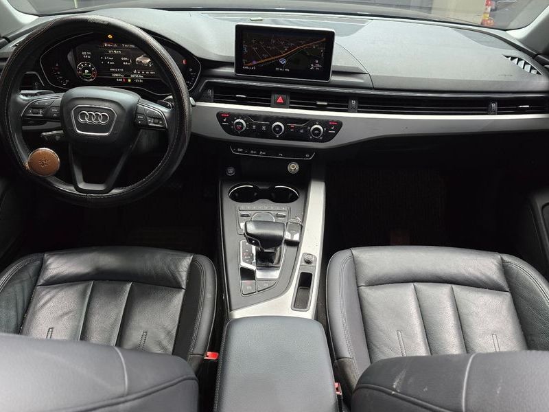 2016 Audi A4 45 TFSI photo 7
