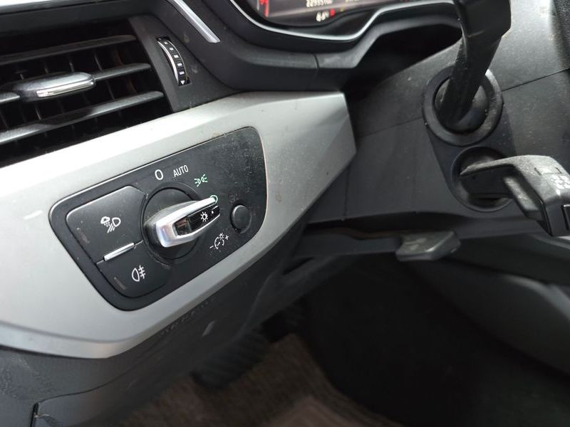 2016 Audi A4 45 TFSI photo 15