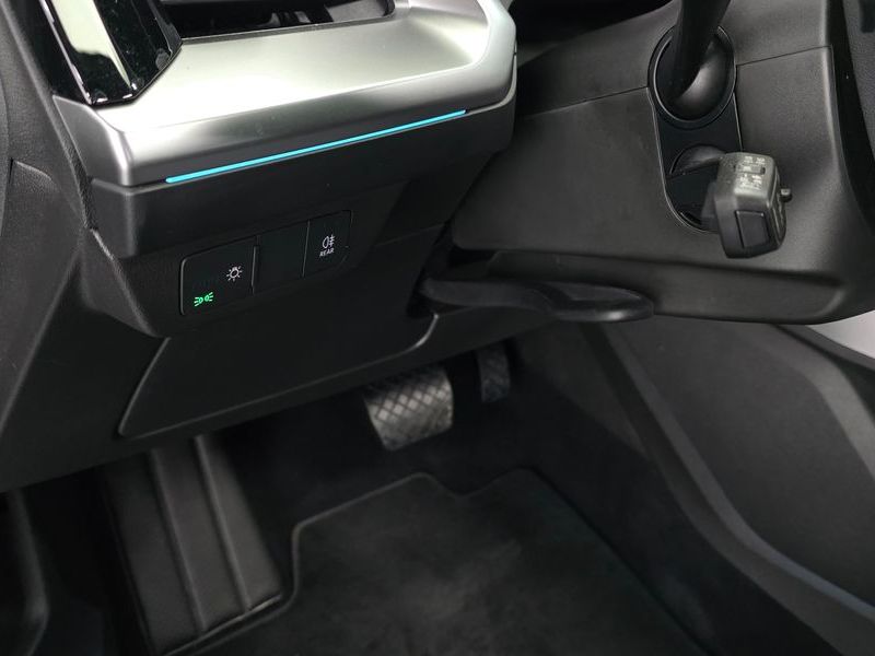 2023 Audi e-tron 40 photo 14