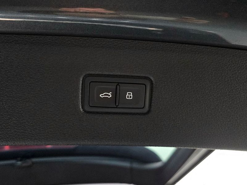 2021 Audi Q7 45 TDI Quattro Premium photo 20