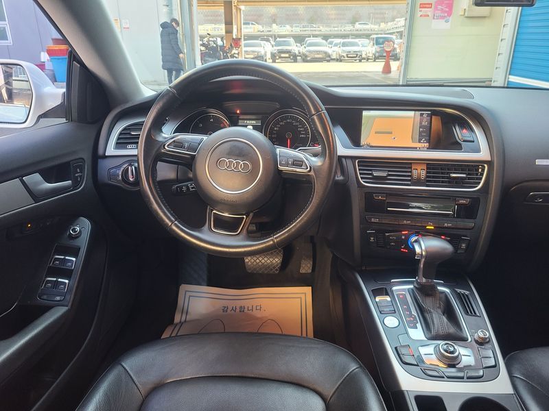 2015 Audi A5 35 TDI Quattro Sportback 8TA photo 12