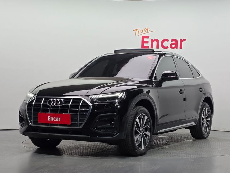 2023 Audi Q5 45 TFSI Quattro Premium Sportback photo 1