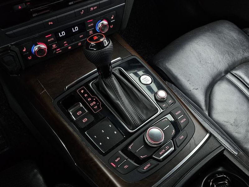 2012 Audi A7 3.0 TFSI Quattro Prestige 4G photo 9