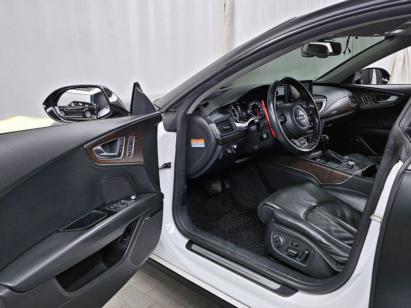 2012 Audi A7 3.0 TFSI Quattro Prestige 4G photo 10