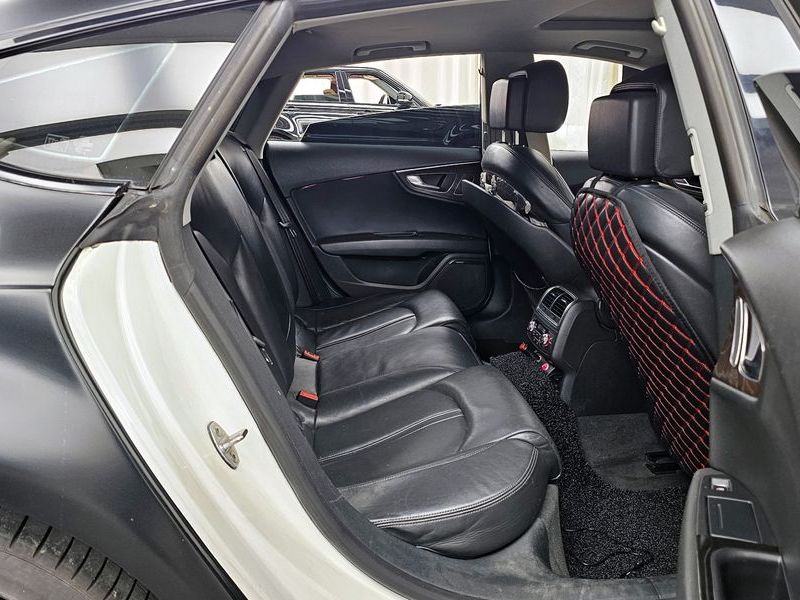 2012 Audi A7 3.0 TFSI Quattro Prestige 4G photo 12