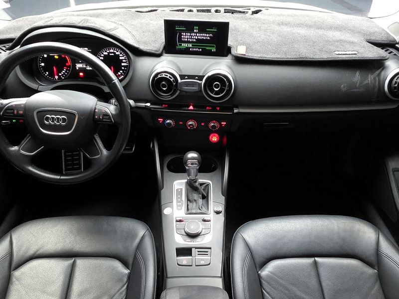 2015 Audi A3 25 TDI Dynamic 8V photo 7