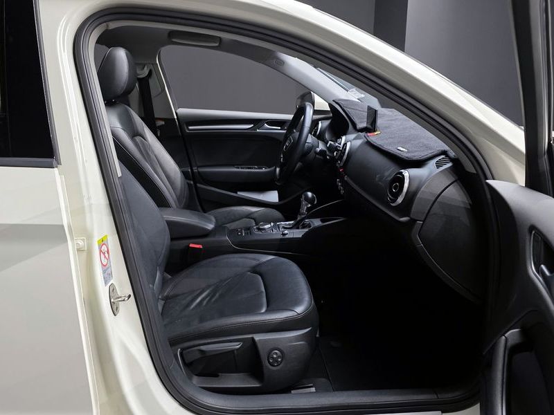 2015 Audi A3 25 TDI Dynamic 8V photo 10