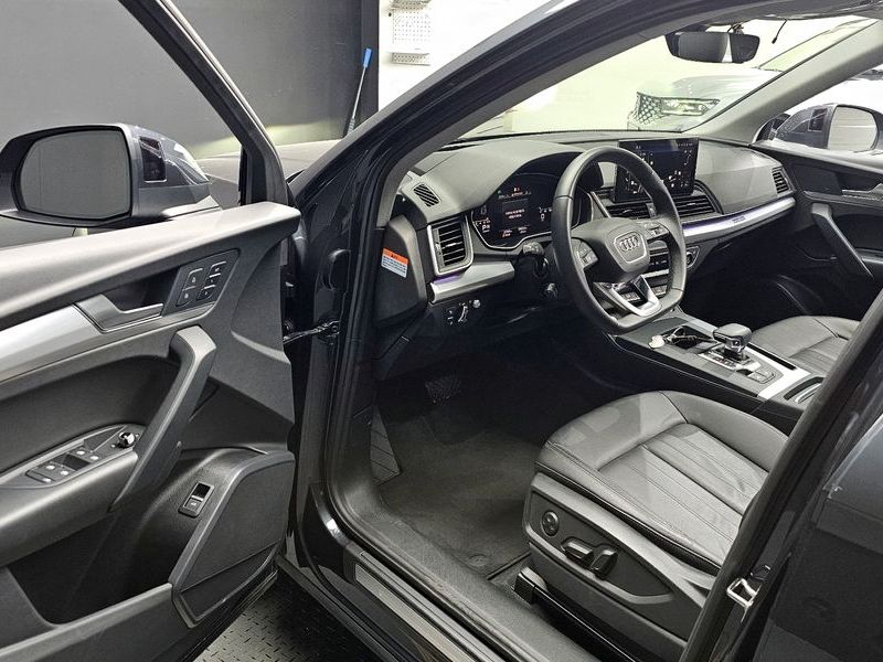 2023 Audi Q5 45 TFSI Quattro Sportback photo 10