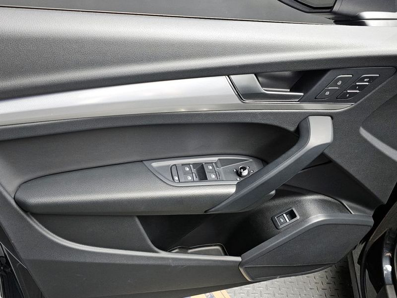2023 Audi Q5 45 TFSI Quattro Sportback photo 24