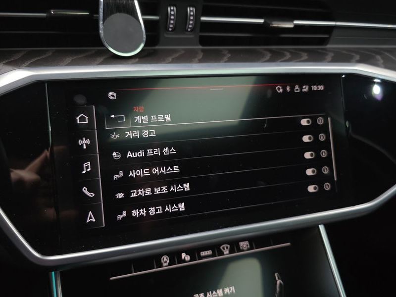 2022 Audi A6 40 TDI Premium photo 16