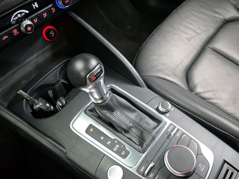2014 Audi A3 2.0 TDI Dynamic 8V photo 9