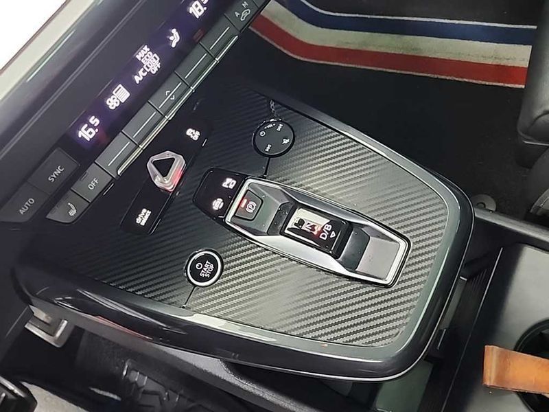 2023 Audi e-tron 40 Premium Sportback photo 8