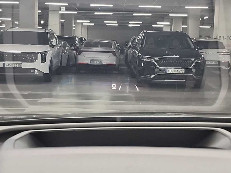 2023 Audi e-tron 40 Premium Sportback photo 18
