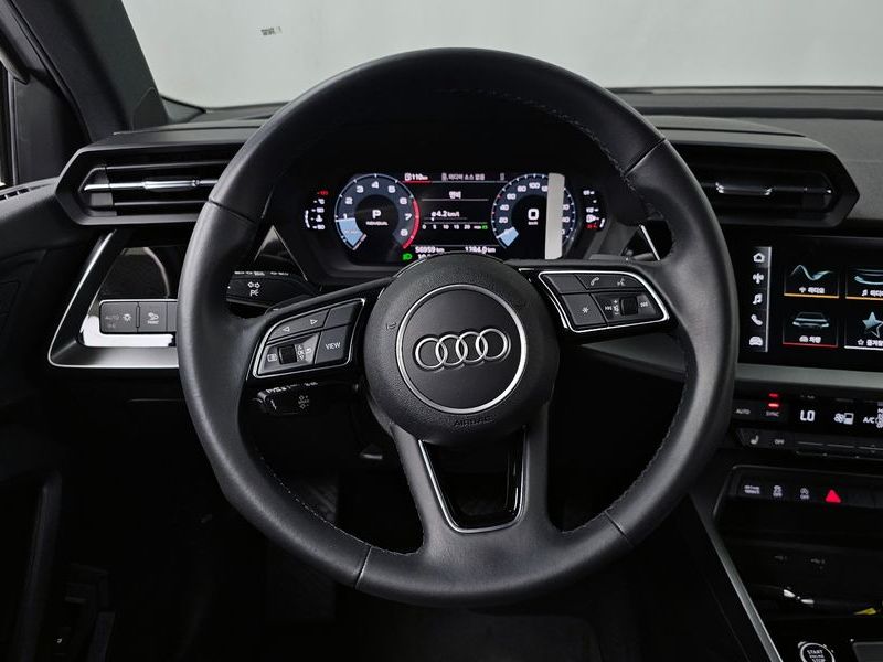 2022 Audi A3 40 TFSI photo 13