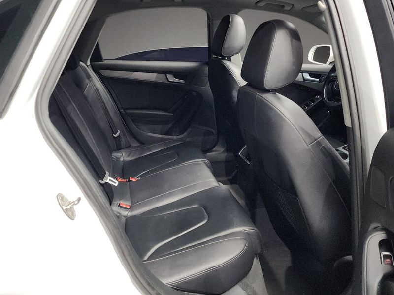 2015 Audi A4 35 TDI Quattro Dynamic B8 photo 12