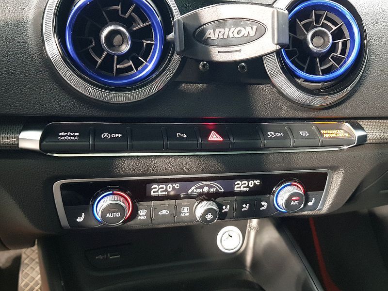 2018 Audi A3 40 TFSI 8V photo 11