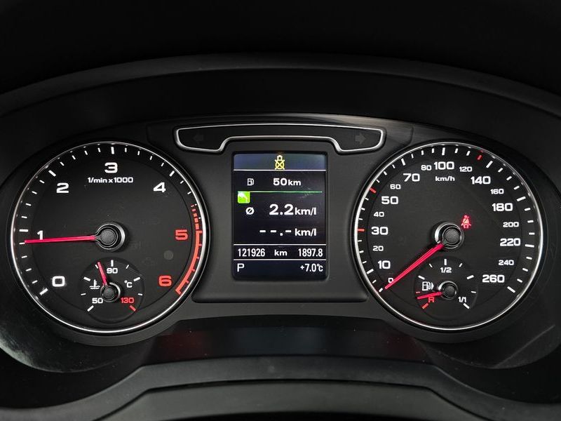 2014 Audi Q3 2.0 TDI Quattro Dynamic Offroad 8U photo 8