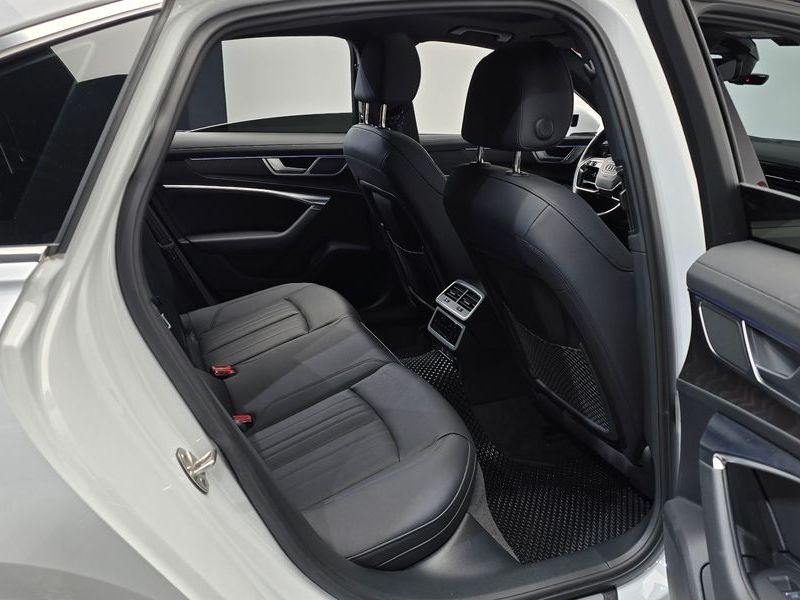 2023 Audi A6 45 TFSI Quattro Premium photo 12