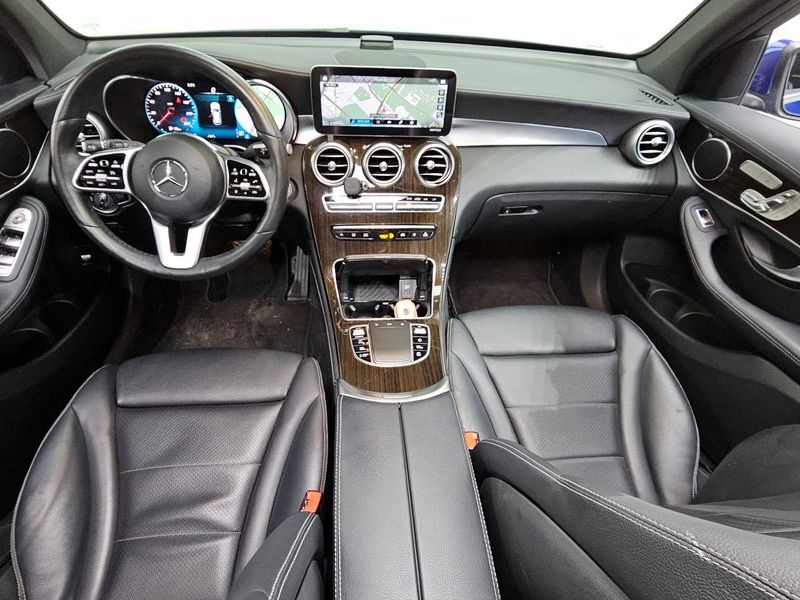 2020 Mercedes-Benz C-Class GLC300 4MATIC photo 7