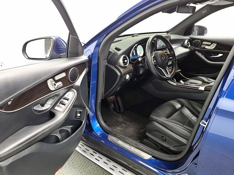 2020 Mercedes-Benz C-Class GLC300 4MATIC photo 10