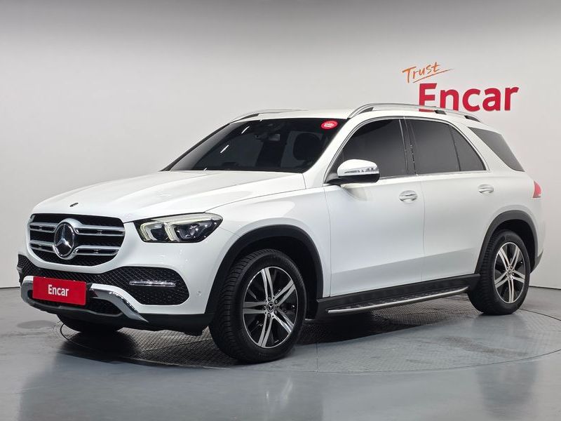 2019 Mercedes-Benz E-Class GLE300d 4MATIC photo 1
