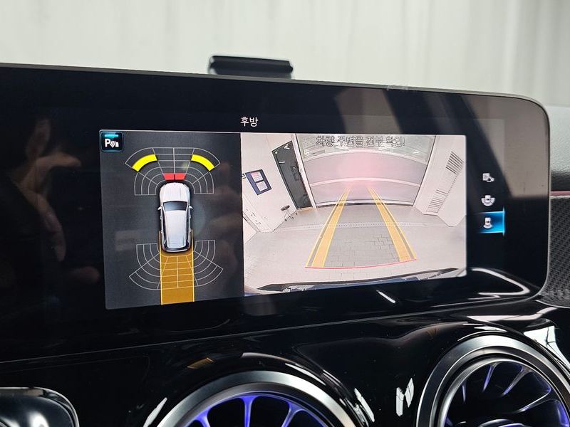2020 Mercedes-Benz B-Class GLB250 4MATIC photo 16