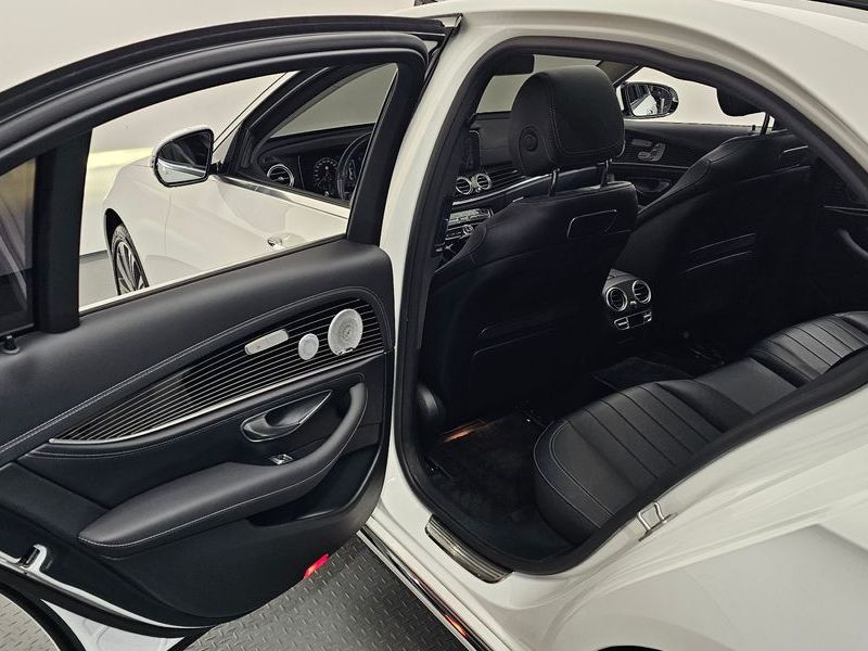 2020 Mercedes-Benz E-Class E450 4MATIC Exclusive photo 27