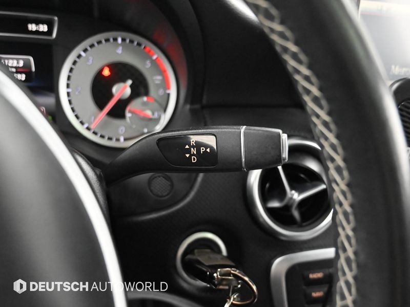 2015 Mercedes-Benz A-Class A180 CDI Night photo 9