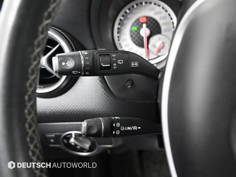 2015 Mercedes-Benz A-Class A180 CDI Night photo 17