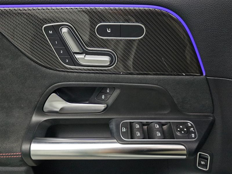 2021 Mercedes-Benz A-Class GLA250 4MATIC photo 28