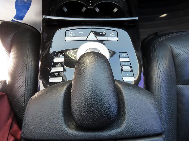 2013 Mercedes-Benz S-Class S350 BlueTEC photo 11
