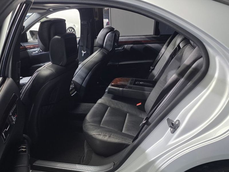 2012 Mercedes-Benz S-Class S350L BlueEFFICIENCY photo 11