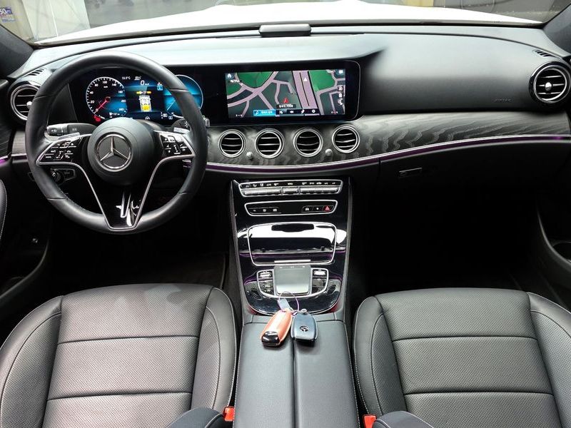 2022 Mercedes-Benz E-Class E250 Avantgarde photo 7