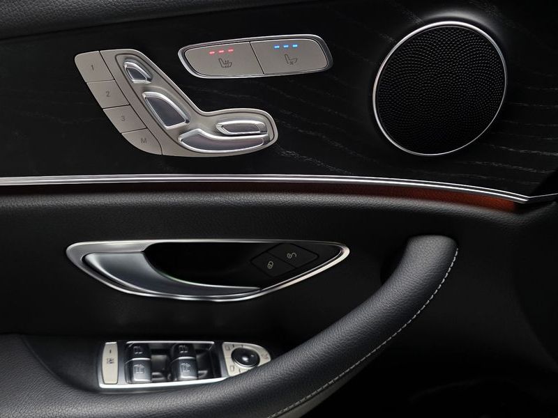 2022 Mercedes-Benz E-Class E250 Avantgarde photo 20