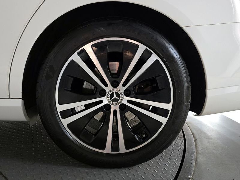 2022 Mercedes-Benz E-Class E250 Avantgarde photo 21