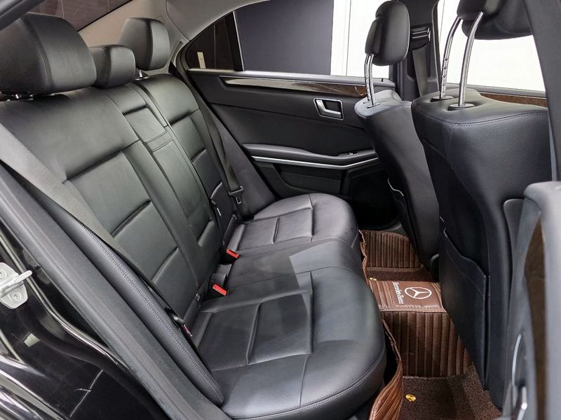 2013 Mercedes-Benz E-Class E200 CGI photo 11
