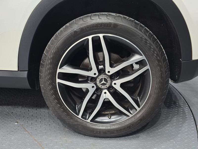 2018 Mercedes-Benz A-Class GLA220 Premium photo 21