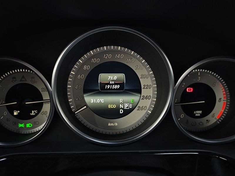 2014 Mercedes-Benz E-Class E220 CDI Avantgarde photo 8