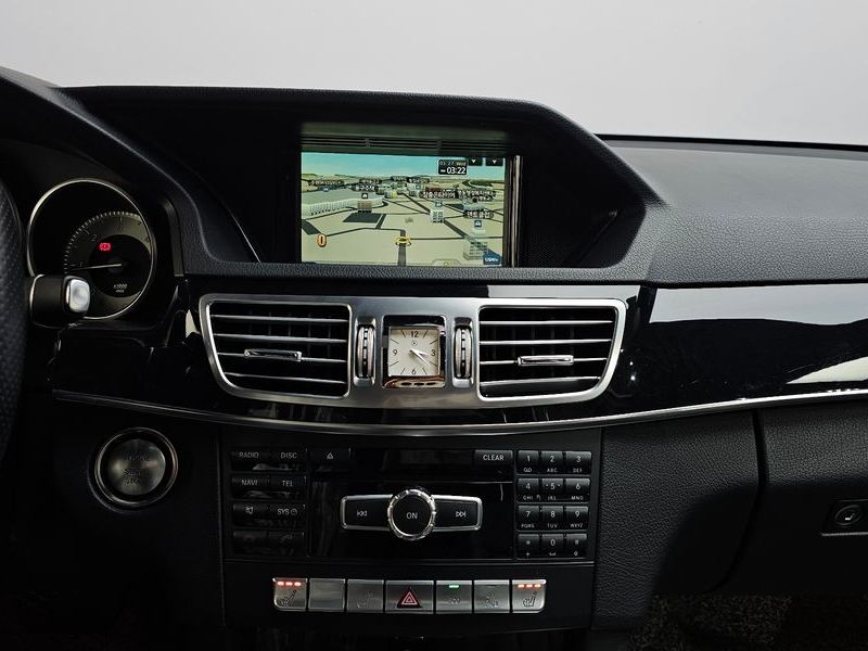 2014 Mercedes-Benz E-Class E220 CDI Avantgarde photo 12