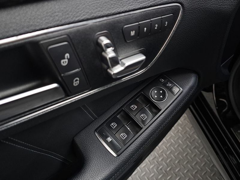 2014 Mercedes-Benz E-Class E220 CDI Avantgarde photo 15