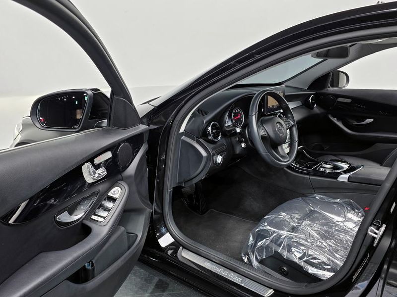 2018 Mercedes-Benz C-Class C200 photo 11