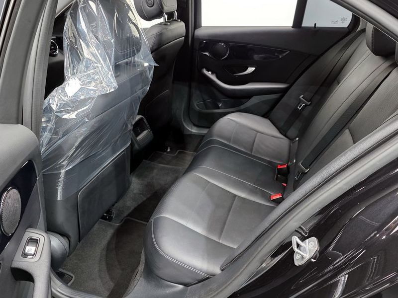 2018 Mercedes-Benz C-Class C200 photo 12